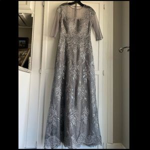 Teri Jon grey sequined long sleeve gown like new size 6